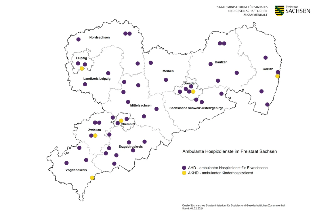 Karte ambulanter Hospizdienste in Sachsen: violette Punkte für Erwachsenenhospizdienste, gelbe für Kinderhospizdienste, Stand Februar 2024.